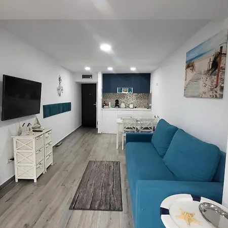 شقة Serenity Sea View أوليمبْ