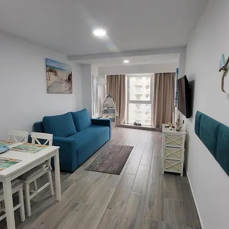 Serenity Sea View شقة