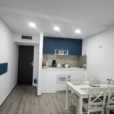 Serenity Sea View شقة أوليمبْ